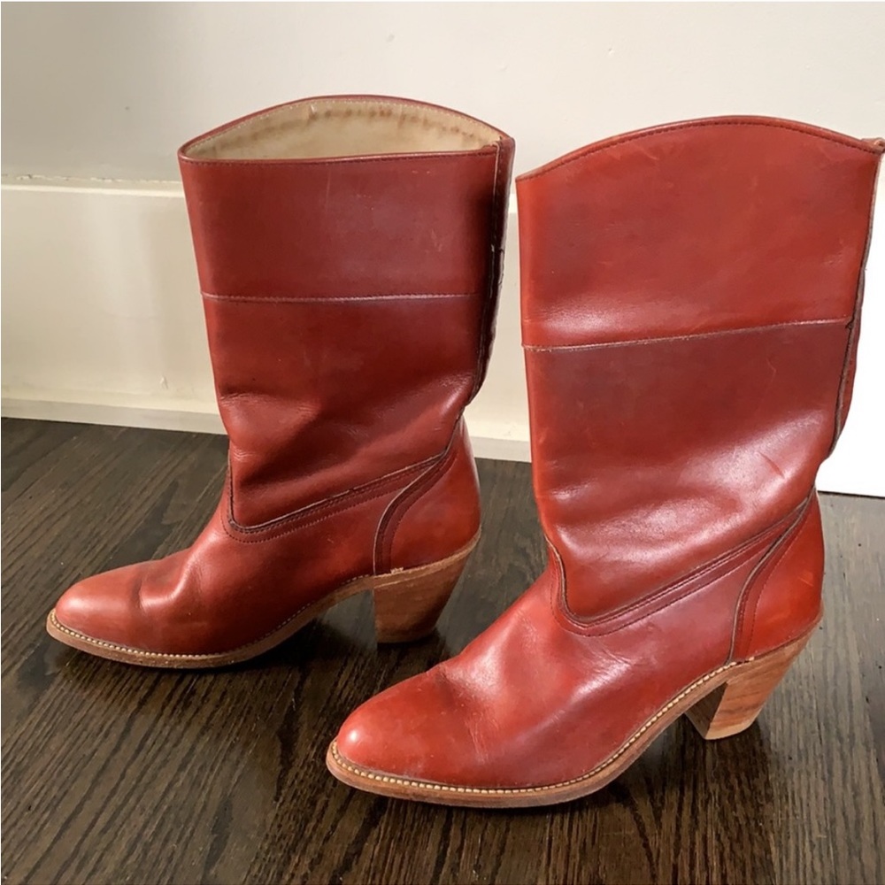 VINTAGE FRYE BOOTS